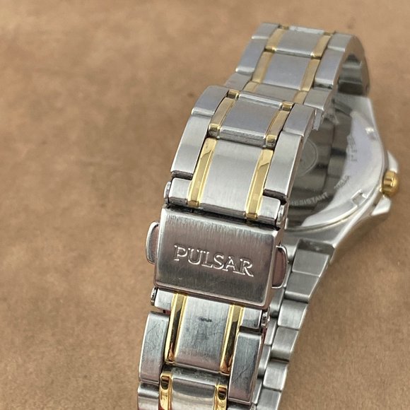 Pulsar Watch 2 Tone Gold and Stainless Steel silverish dial with Crystals - Picture 5 of 6